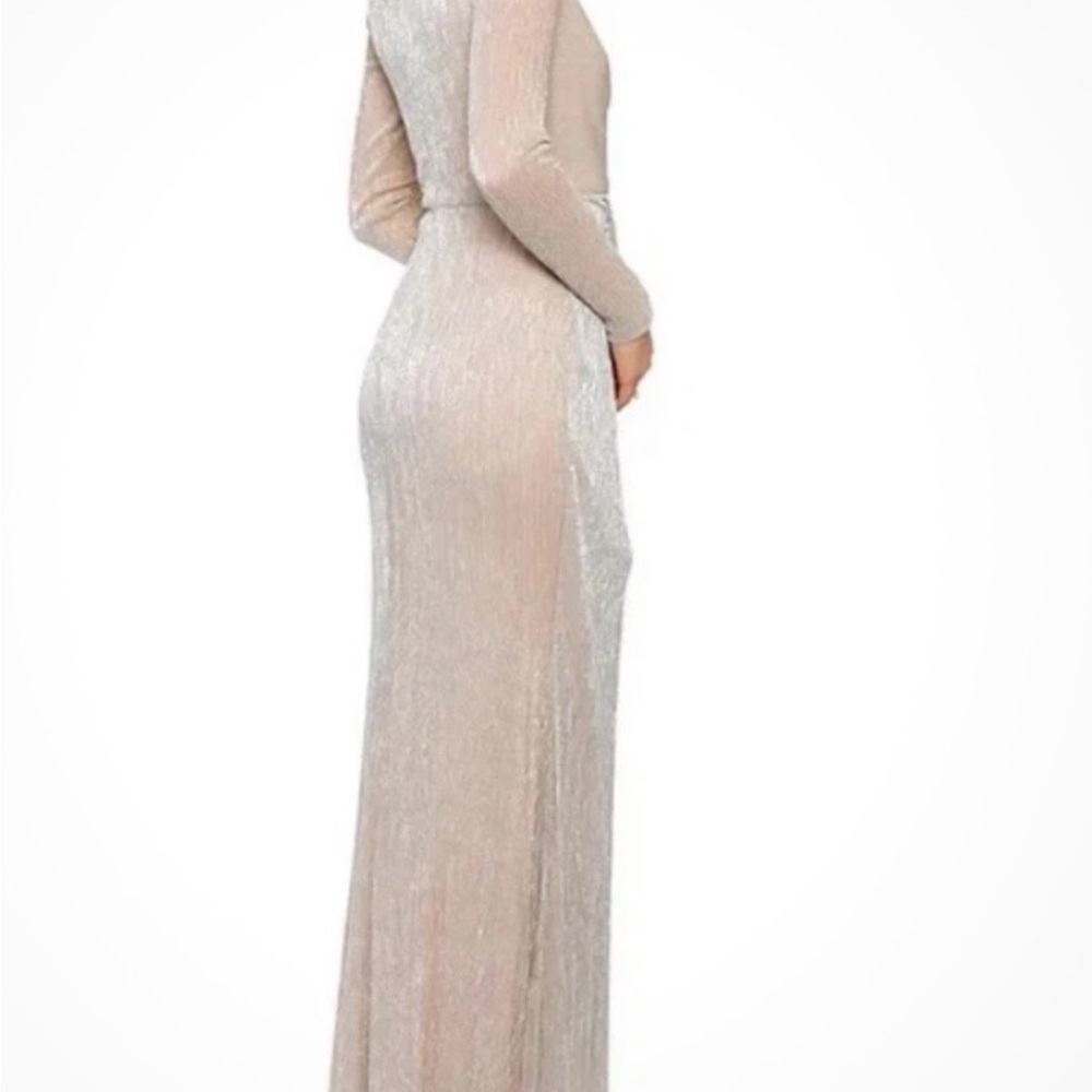 NWT Betsy & Adam Women's Metallic Ruffled Gown, Gold/silver, SIZE-8 - Picture 3 of 9